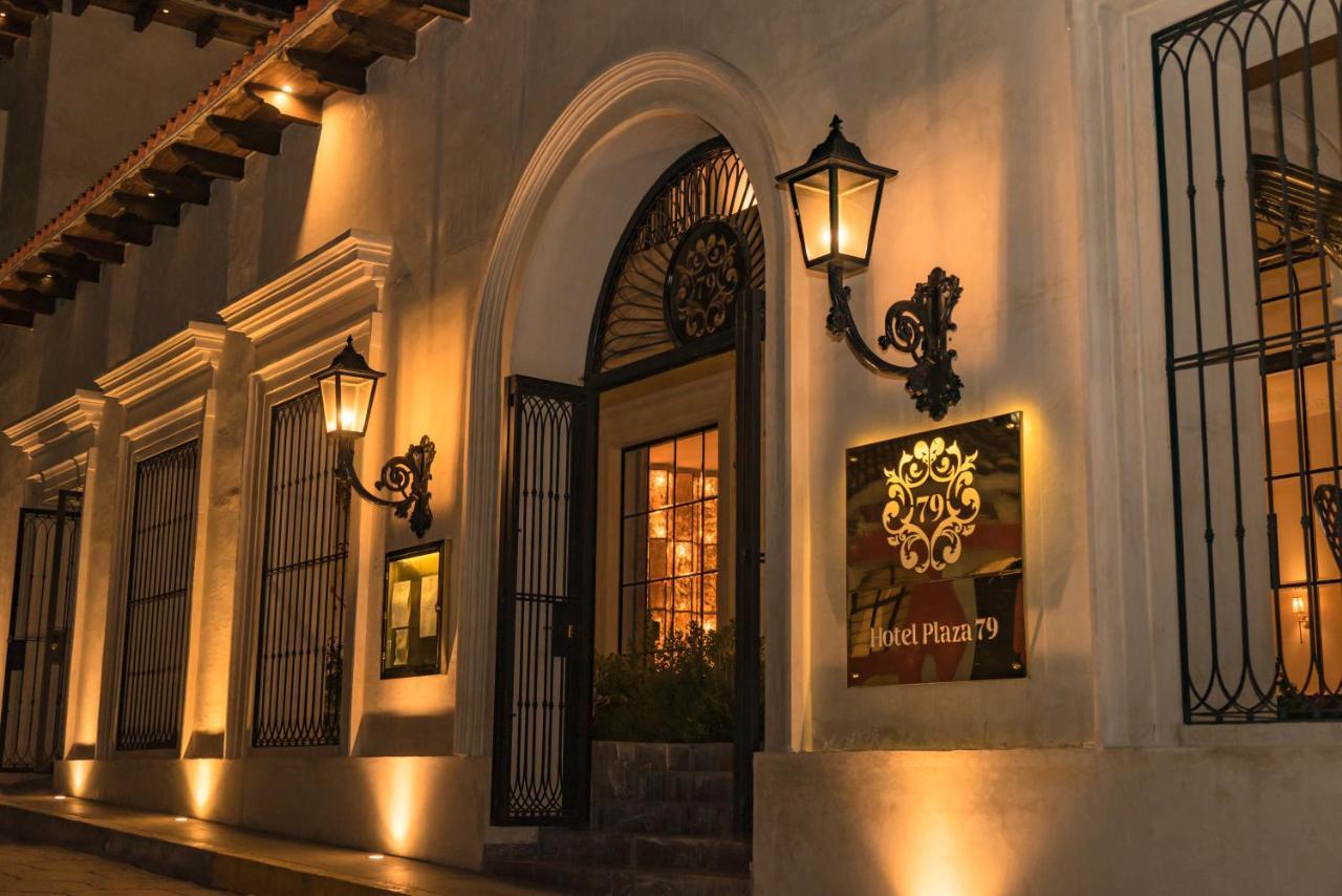 Hotel Plaza 79 San Cristóbal de Las Casas Buitenkant foto